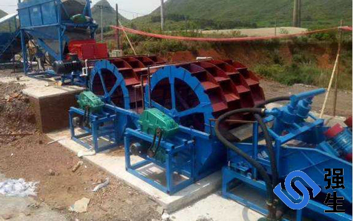 四川振動(dòng)脫水篩細(xì)沙回收機(jī)廠家使用現(xiàn)場(chǎng)(附實(shí)景拍攝照片)